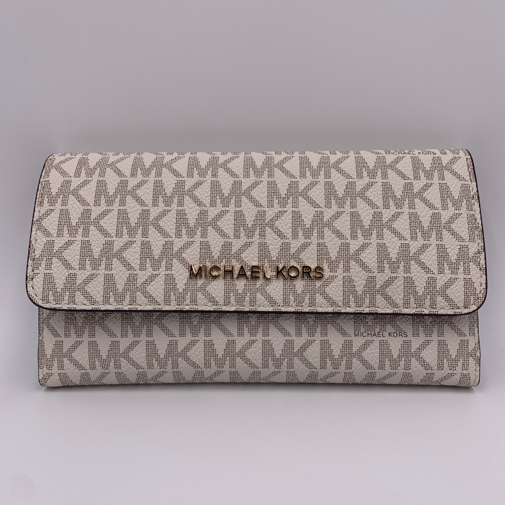 Michael Kors Women's Jet Set Travel Large Trifold